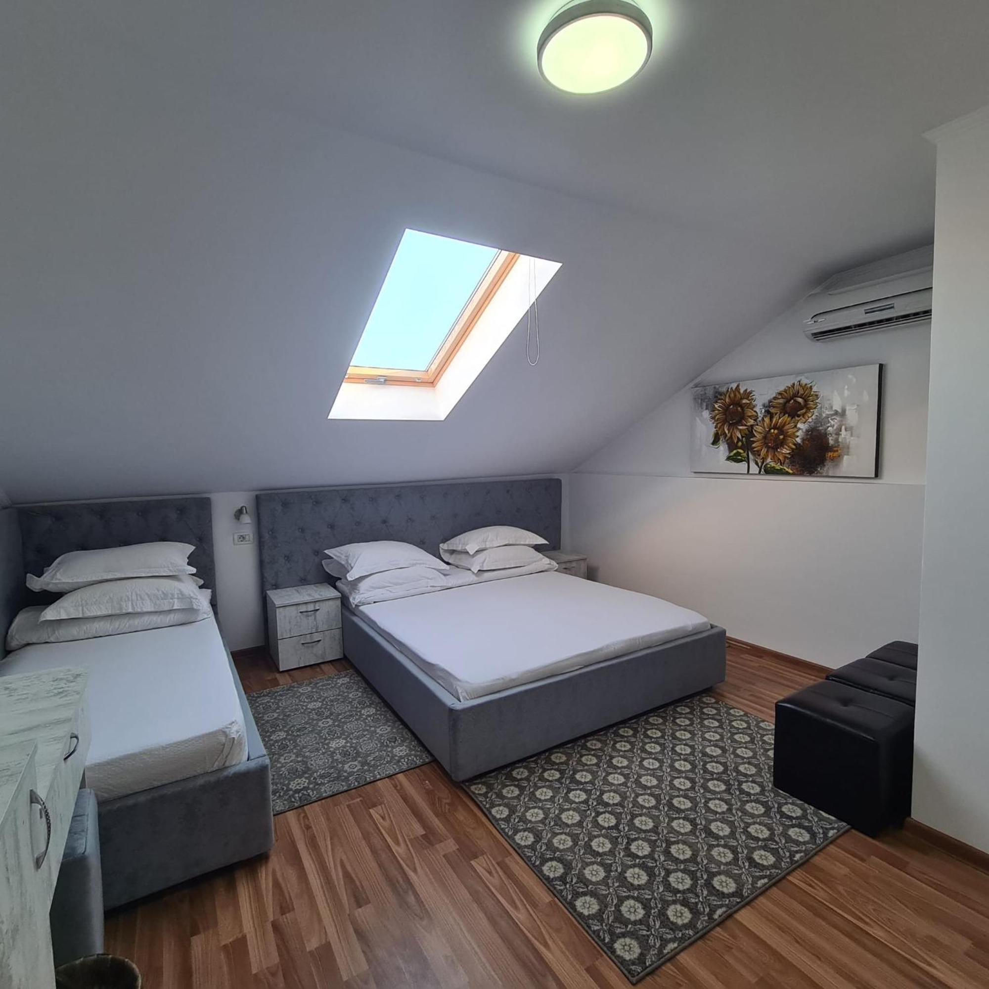 Hotel Casa Bianca Două Mai Zewnętrze zdjęcie
